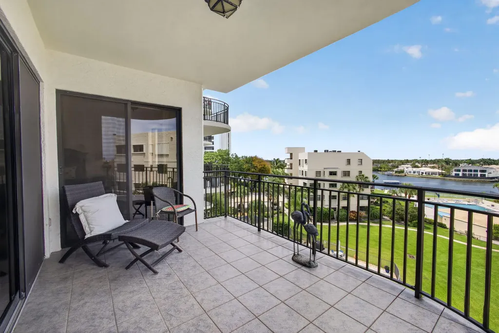 370 Golfview Road North Palm Beach FL 33408
