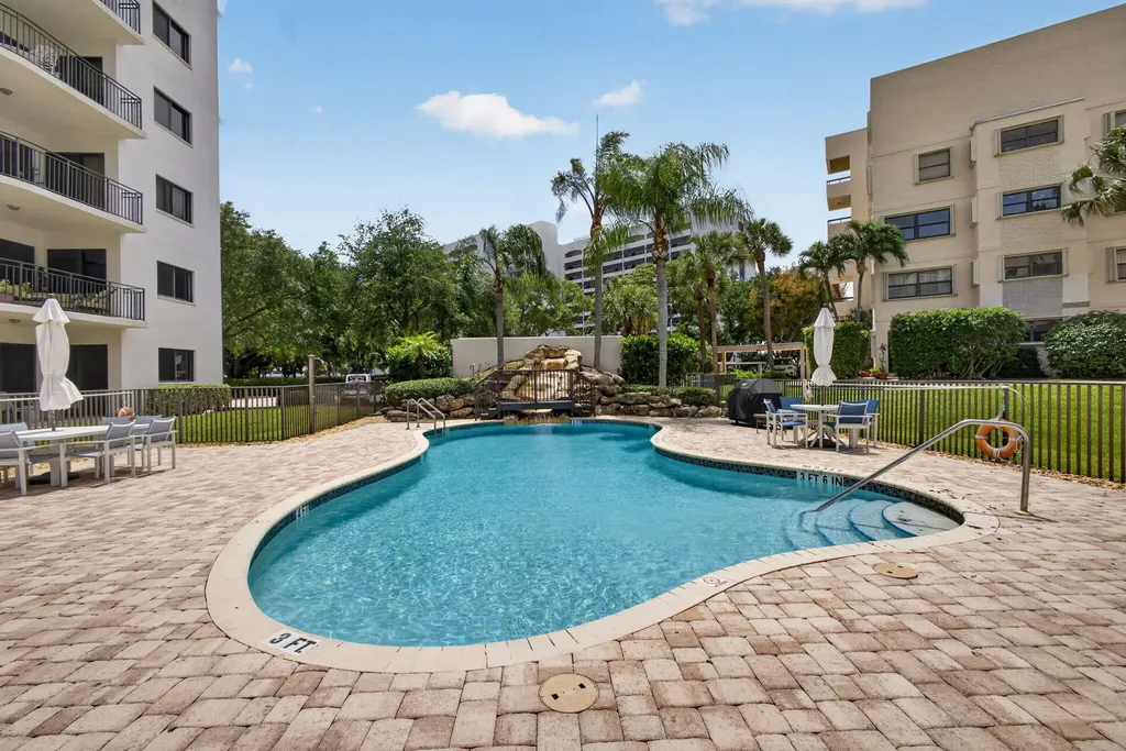 370 Golfview Road North Palm Beach FL 33408