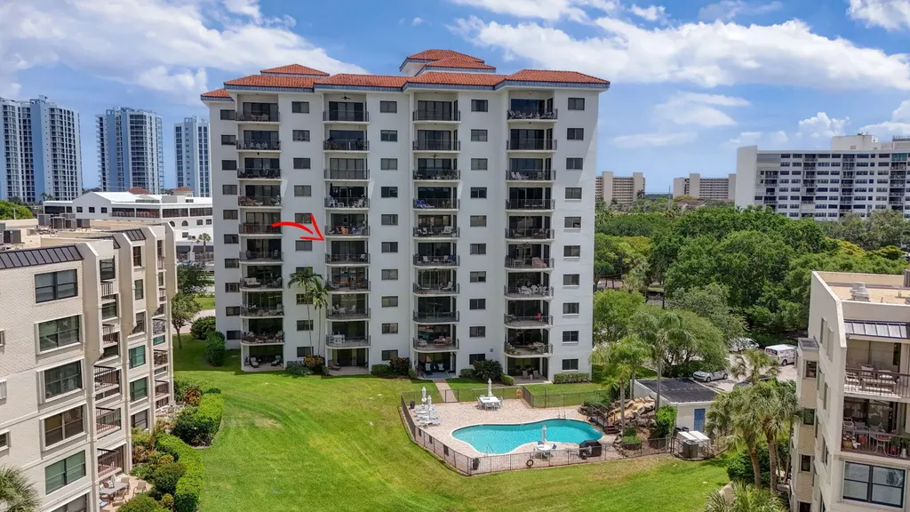 370 Golfview Road North Palm Beach FL 33408