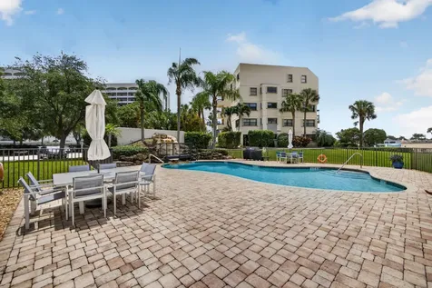 370 Golfview Road North Palm Beach FL 33408