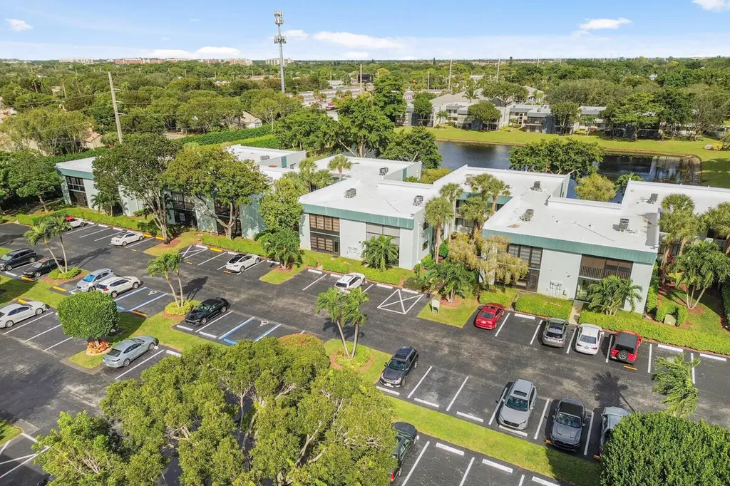15072 Ashland Place Delray Beach FL 33484
