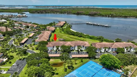 6062 SE Landing Way Stuart FL 34997