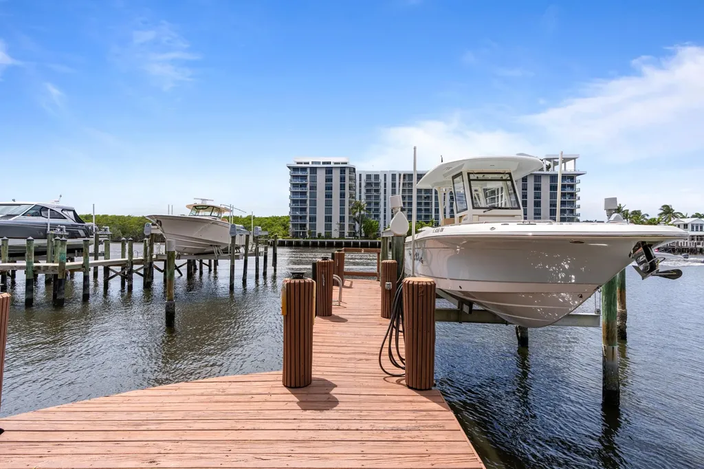 5552 N Ocean Boulevard Ocean Ridge FL 33435