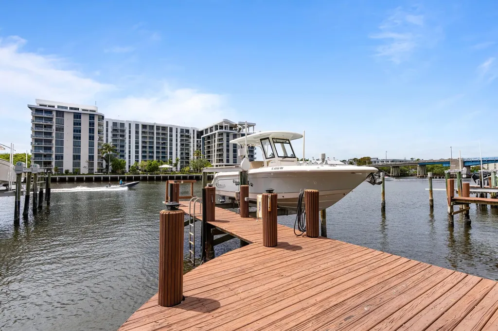 5552 N Ocean Boulevard Ocean Ridge FL 33435
