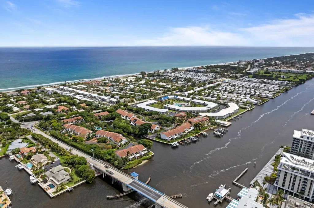 5552 N Ocean Boulevard Ocean Ridge FL 33435