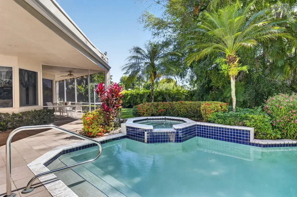 21650 Frontenac Court Boca Raton FL 33433