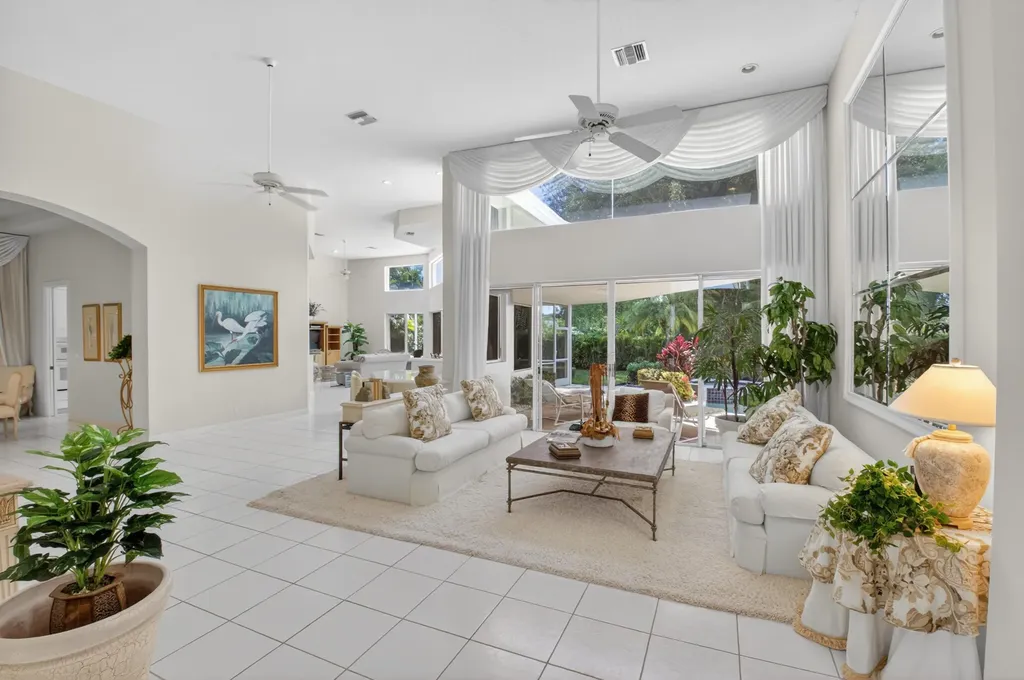 21650 Frontenac Court Boca Raton FL 33433