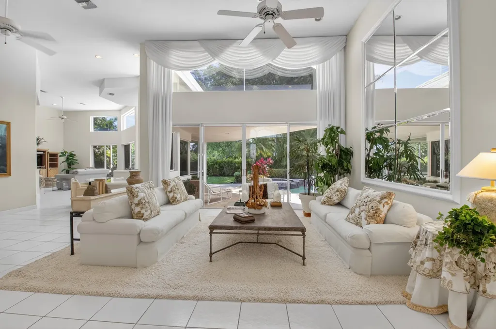 21650 Frontenac Court Boca Raton FL 33433