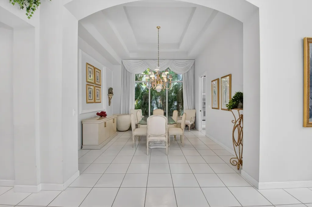 21650 Frontenac Court Boca Raton FL 33433