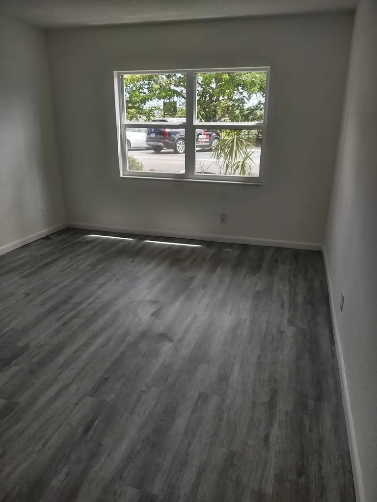 770 SE 2nd Avenue Deerfield Beach FL 33441
