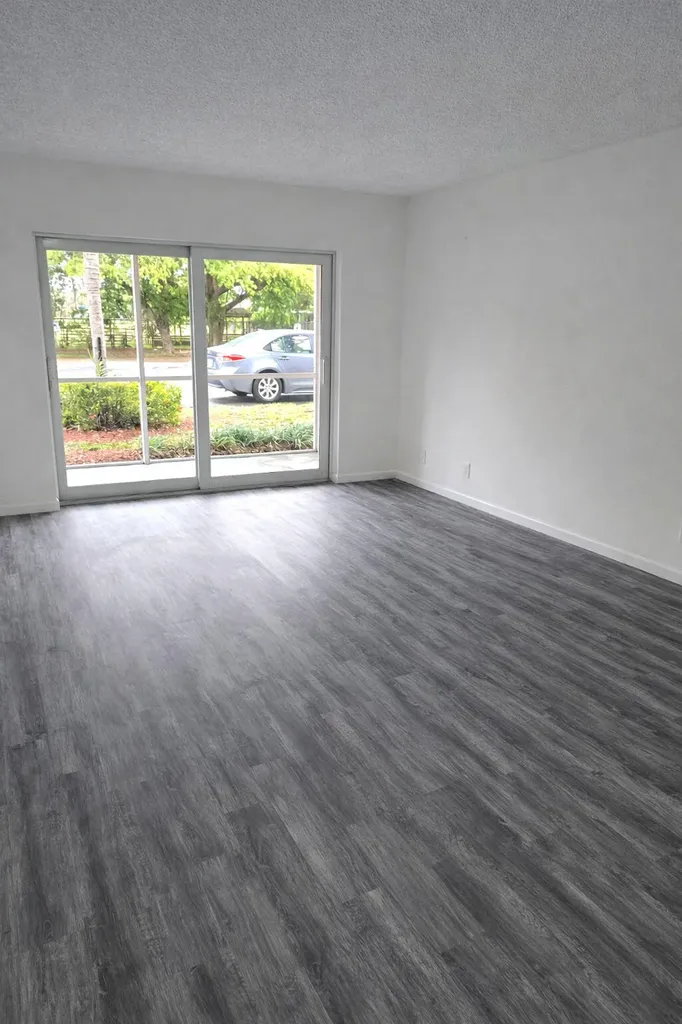 770 SE 2nd Avenue Deerfield Beach FL 33441