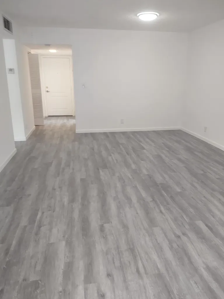 770 SE 2nd Avenue Deerfield Beach FL 33441