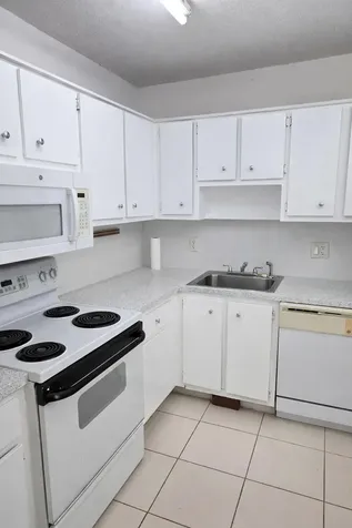 770 SE 2nd Avenue Deerfield Beach FL 33441