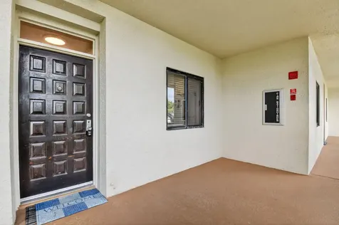 3050 Presidential Way West Palm Beach FL 33401