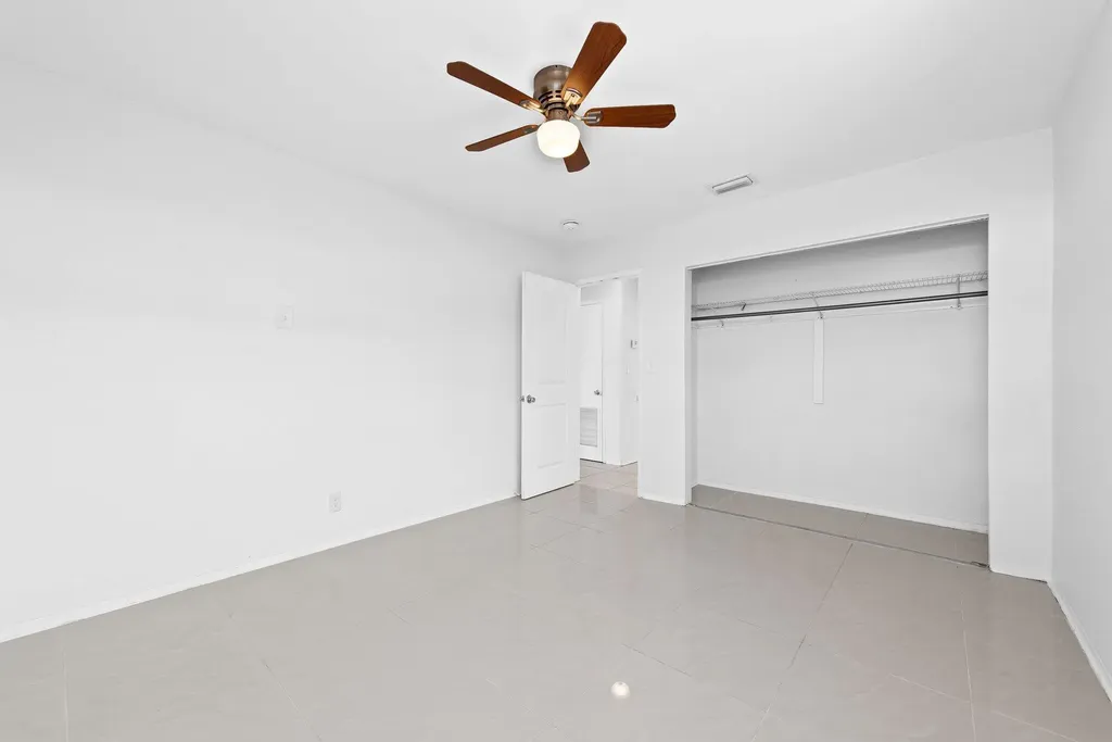 271 NE 57th Court Oakland Park FL 33334