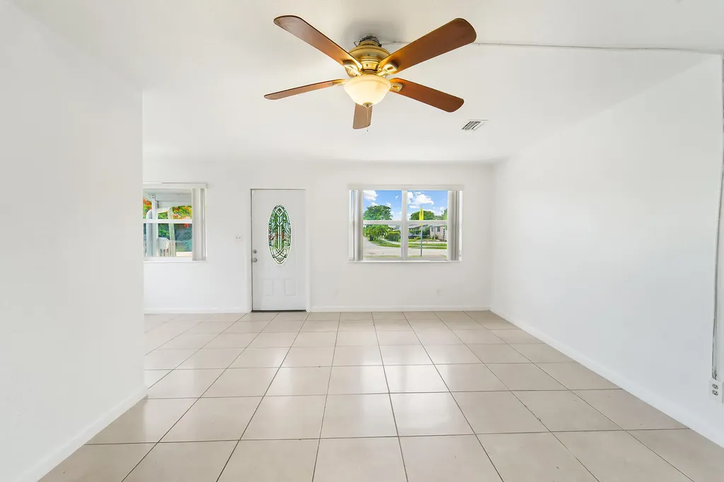 271 NE 57th Court Oakland Park FL 33334