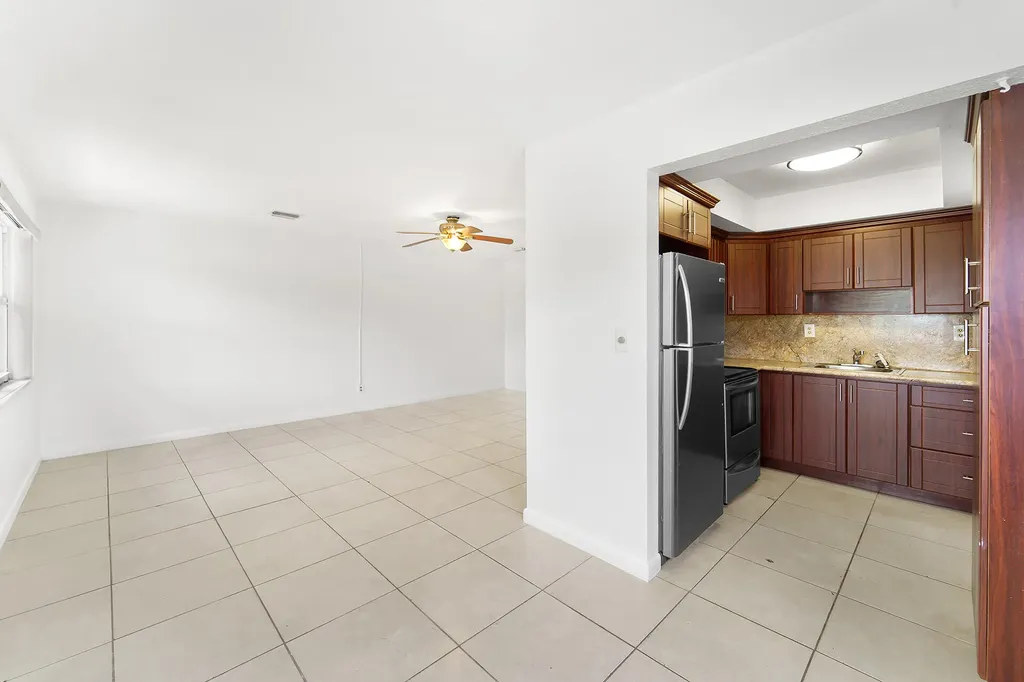 271 NE 57th Court Oakland Park FL 33334