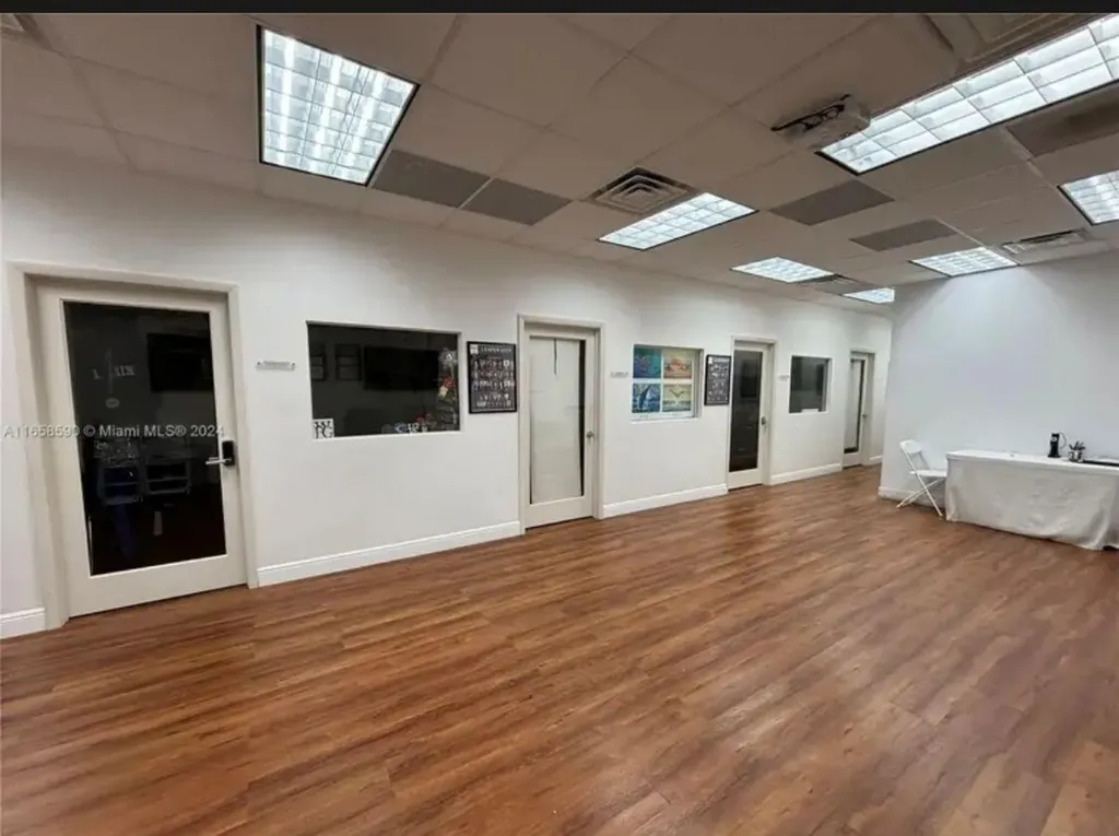 4850 N State Road 7 Lauderdale Lakes FL 33319
