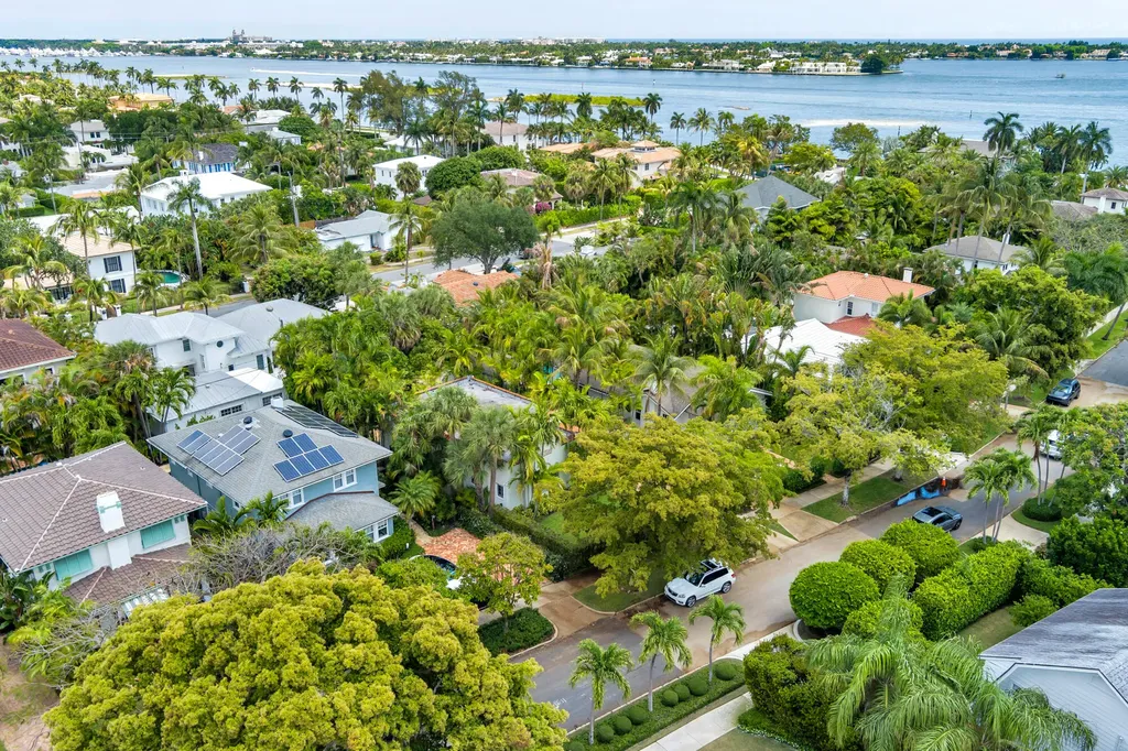 205 Westminster Road West Palm Beach FL 33405