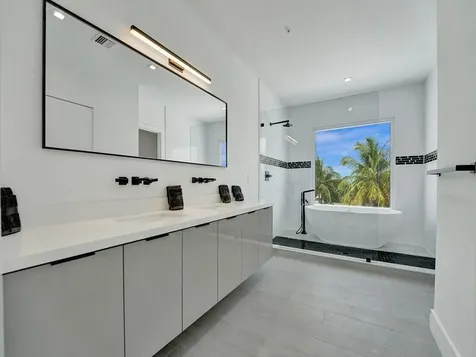 1220 NE 15th Avenue Fort Lauderdale FL 33304