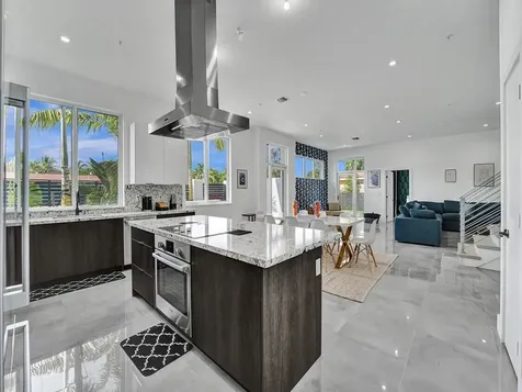 1220 NE 15th Avenue Fort Lauderdale FL 33304