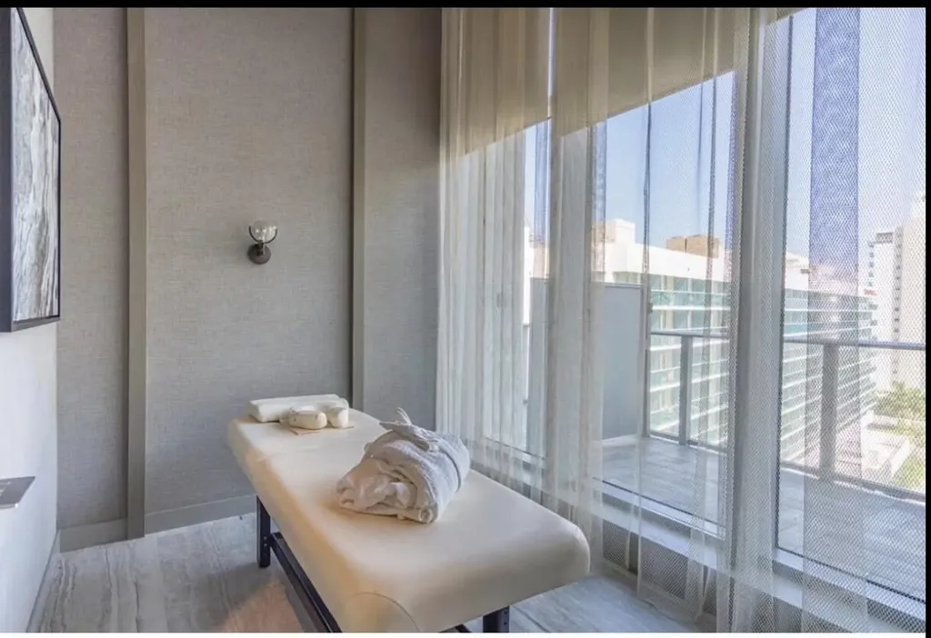 4010 S Ocean Drive Hollywood FL 33019
