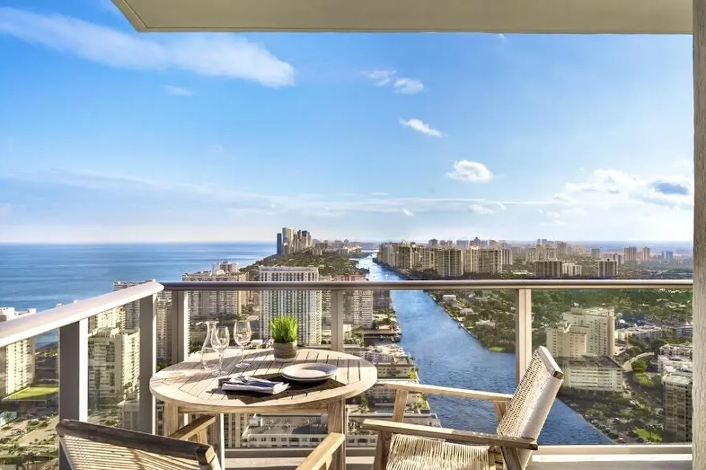 4010 S Ocean Drive Hollywood FL 33019
