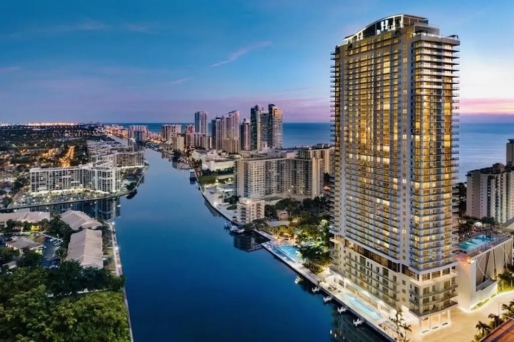 4010 S Ocean Drive Hollywood FL 33019