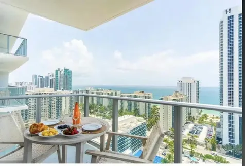 4010 S Ocean Drive Hollywood FL 33019
