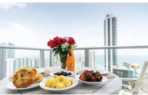 4010 S Ocean Drive Hollywood FL 33019