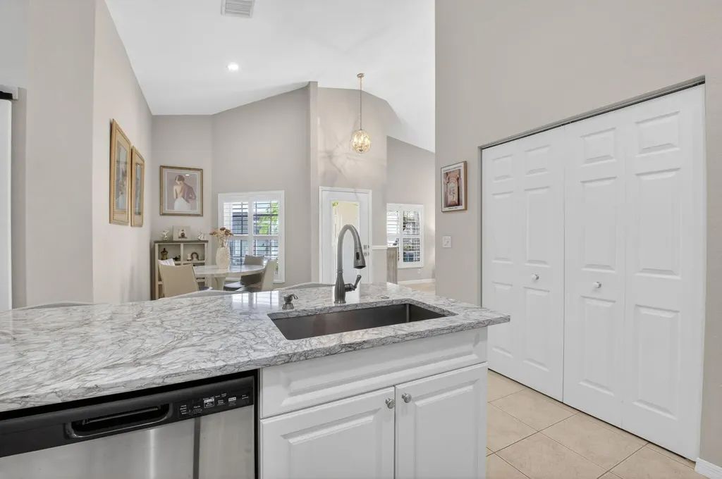 5157 Toscana Trail Boynton Beach FL 33437