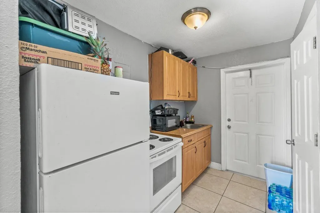 320 Swain Boulevard Greenacres FL 33463