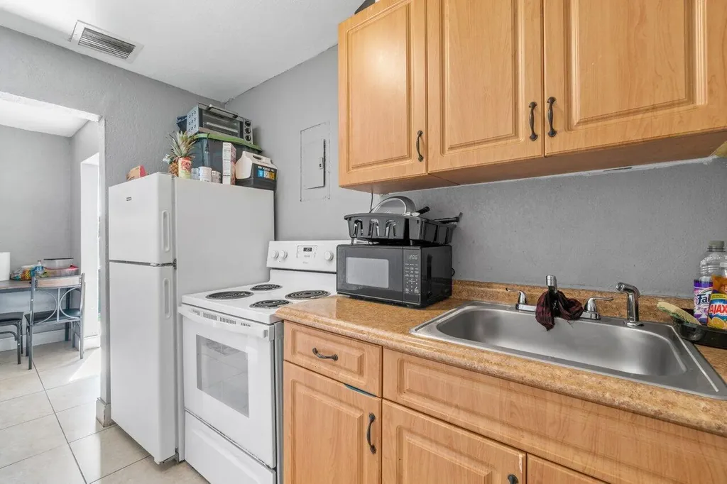 320 Swain Boulevard Greenacres FL 33463