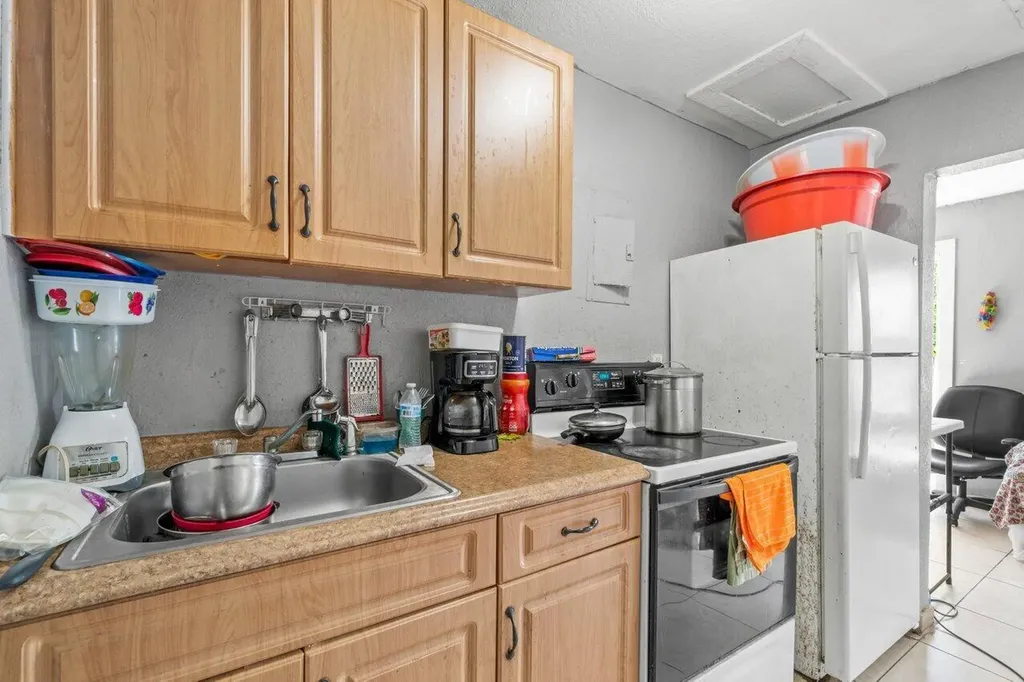 320 Swain Boulevard Greenacres FL 33463