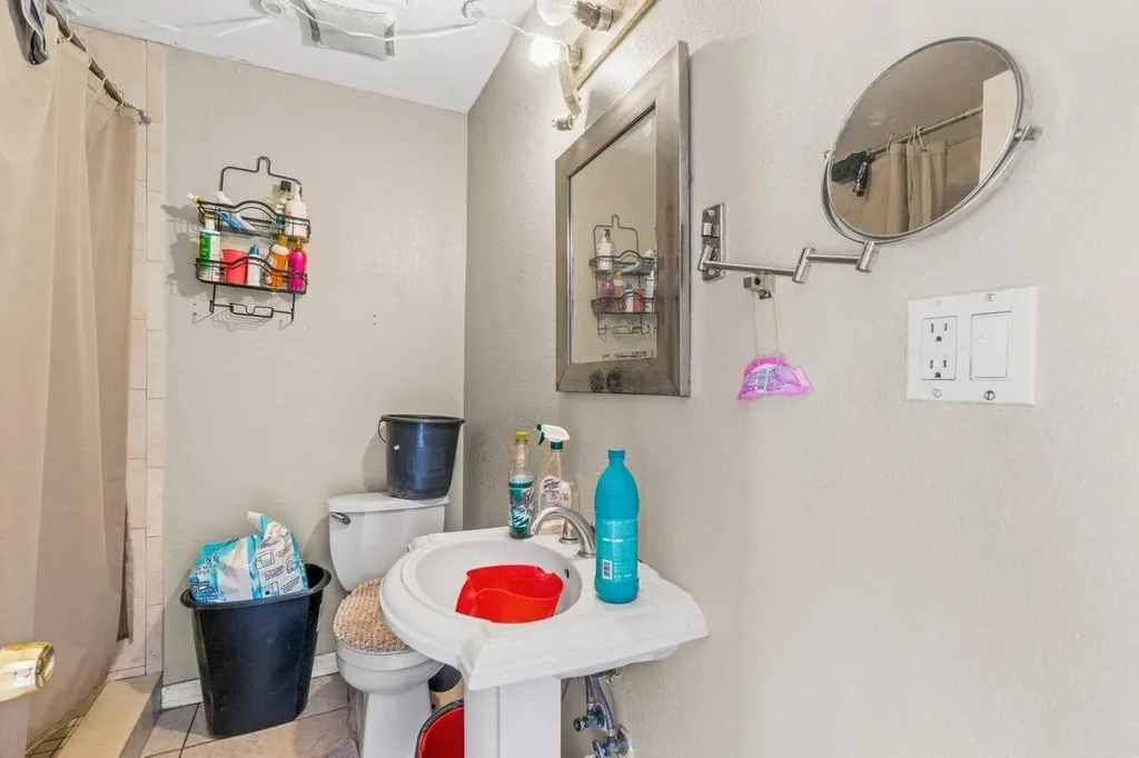 320 Swain Boulevard Greenacres FL 33463