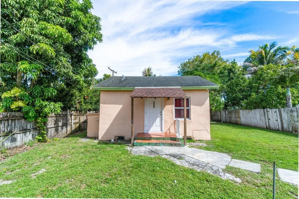 320 Swain Boulevard Greenacres FL 33463