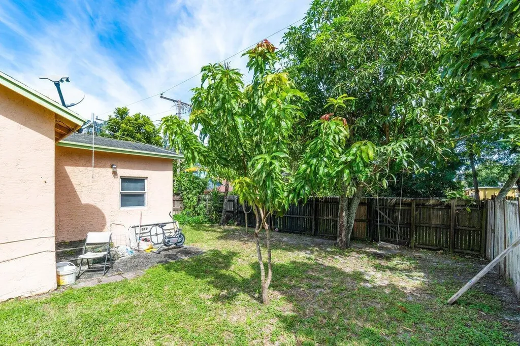 320 Swain Boulevard Greenacres FL 33463
