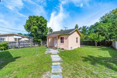 320 Swain Boulevard Greenacres FL 33463