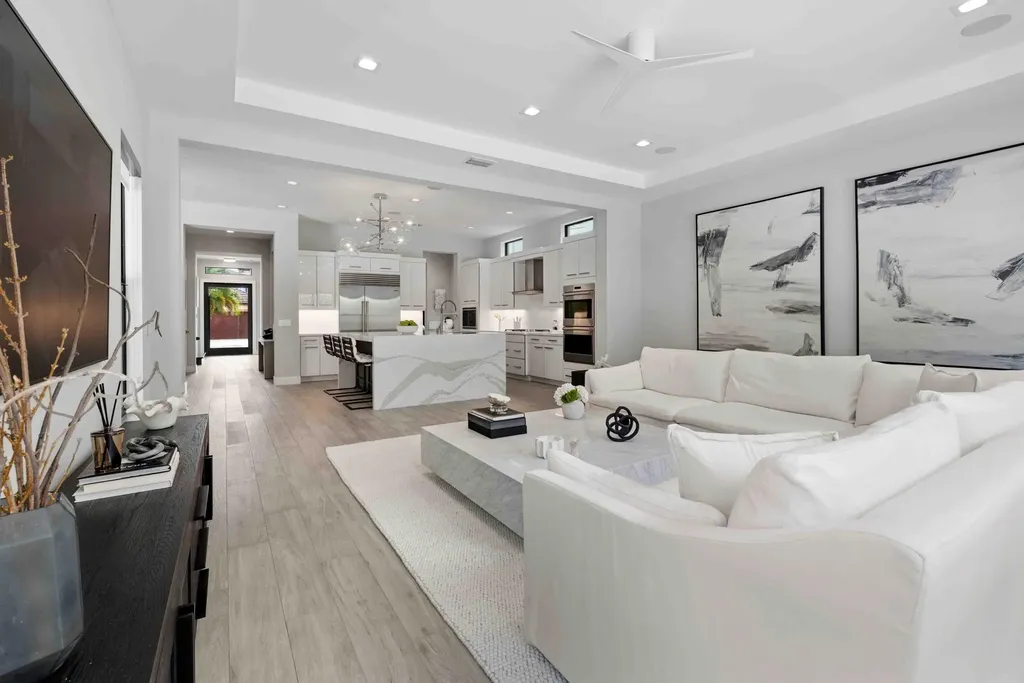 17558 Cadena Drive Boca Raton FL 33496