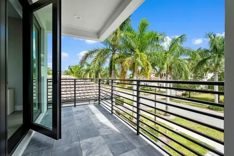 17558 Cadena Drive Boca Raton FL 33496