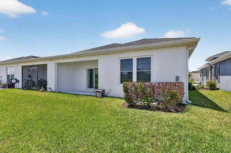 9401 SW Libertas Way Port St Lucie FL 34987