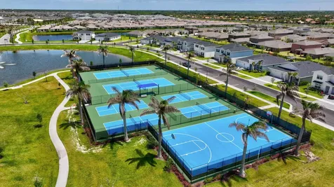9401 SW Libertas Way Port St Lucie FL 34987