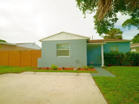 158 W 25th Street Riviera Beach FL 33404