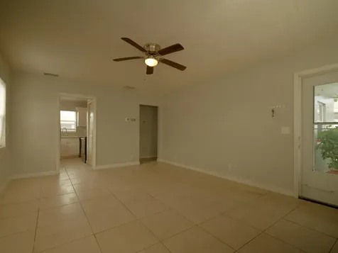 158 W 25th Street Riviera Beach FL 33404