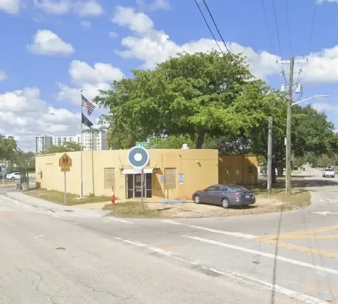 243 S Dixie Highway Highway W Pompano Beach FL