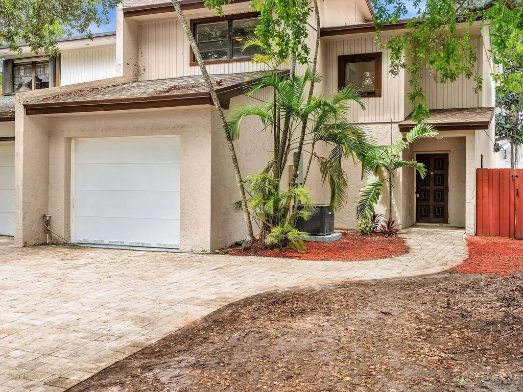 3841 Farragut Street Hollywood FL 33021