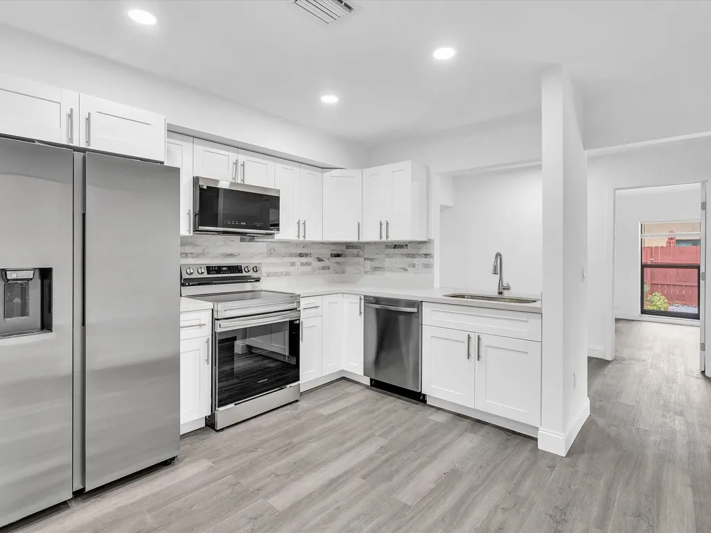 3841 Farragut Street Hollywood FL 33021