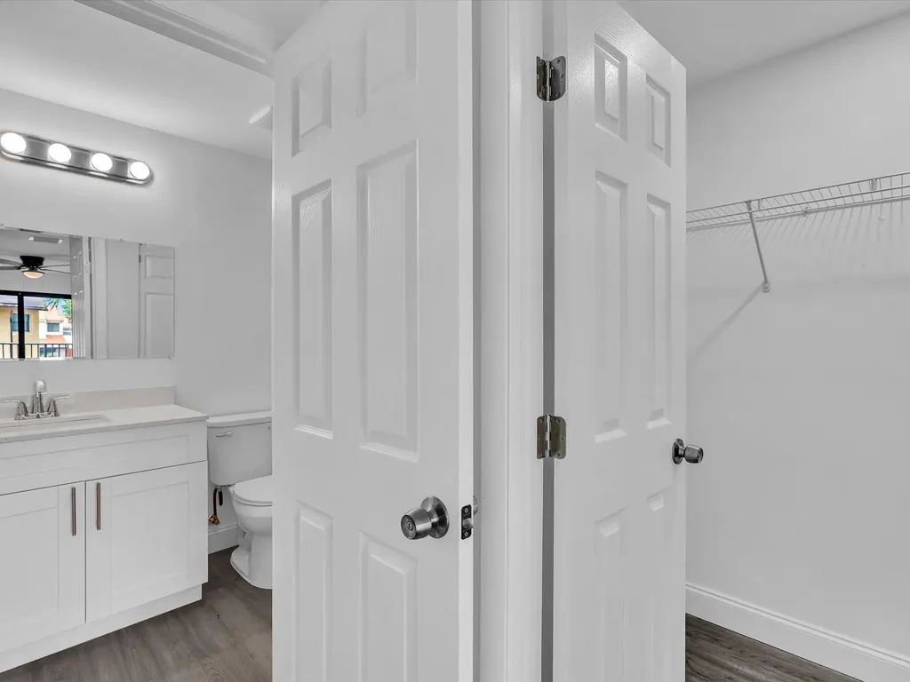 3841 Farragut Street Hollywood FL 33021
