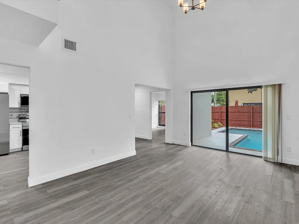 3841 Farragut Street Hollywood FL 33021