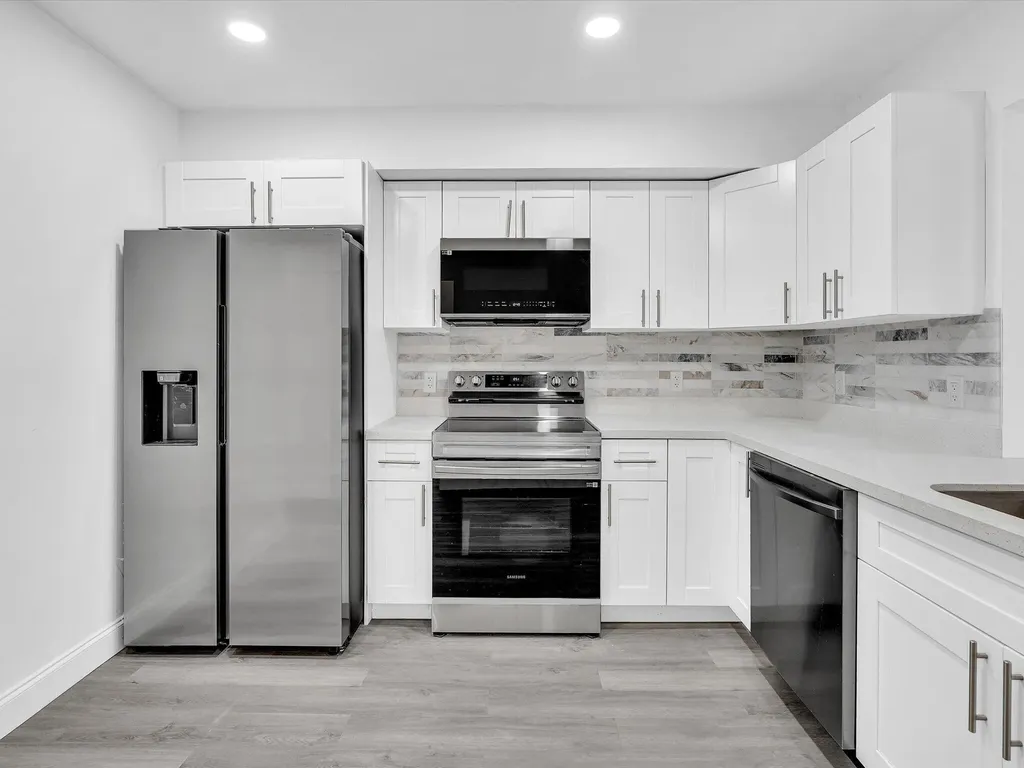 3841 Farragut Street Hollywood FL 33021